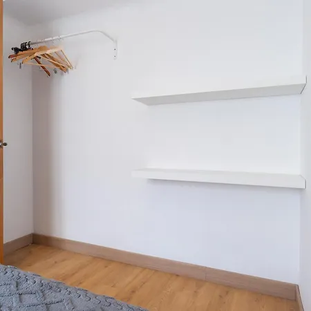 Macarena Muy Luminoso Appartamento Siviglia