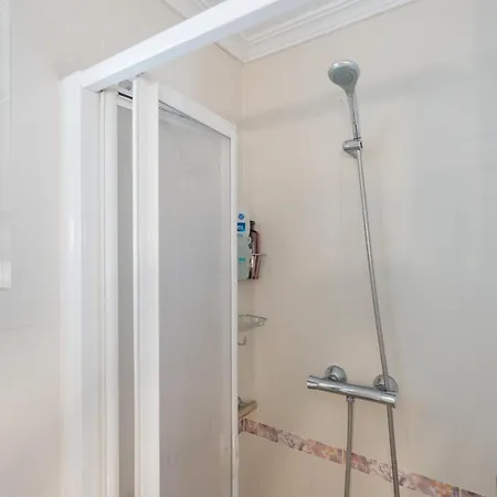 Macarena Muy Luminoso